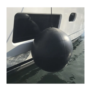 Sphere-Defenda-alongside-yacht